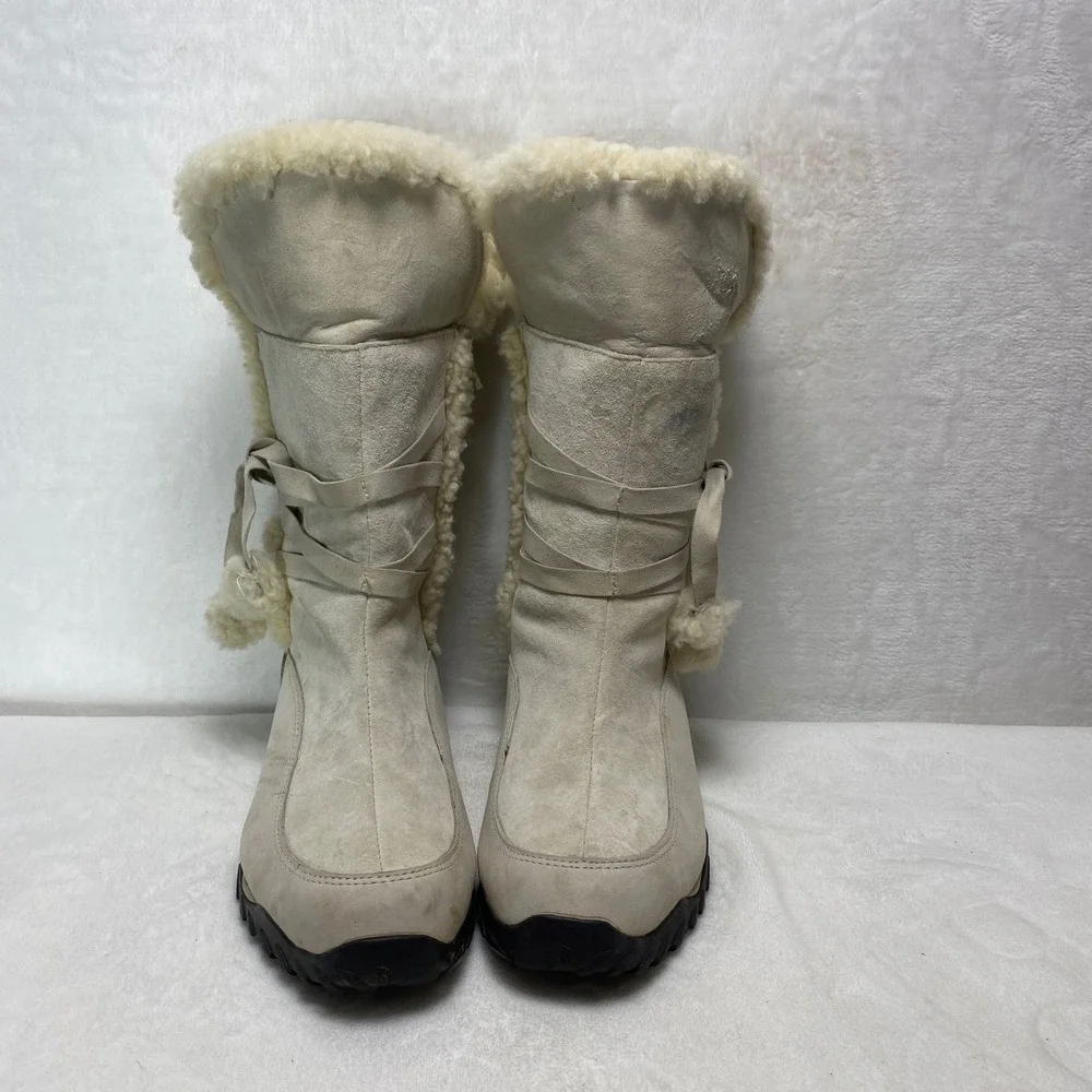 The North Face Womens Insulated Primaloft Shearling Boots Cream Suede  7‎